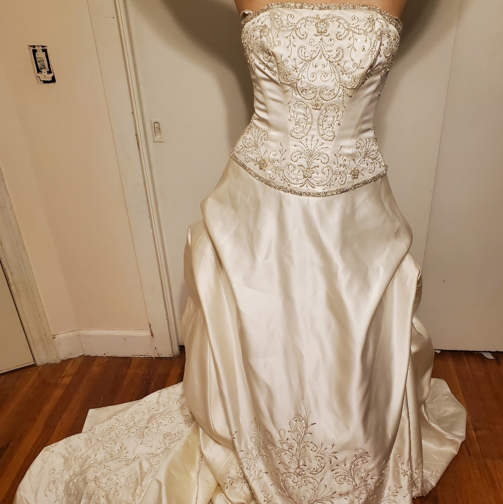 Davids Bridal Strapless Tiered Beaded wedding gown